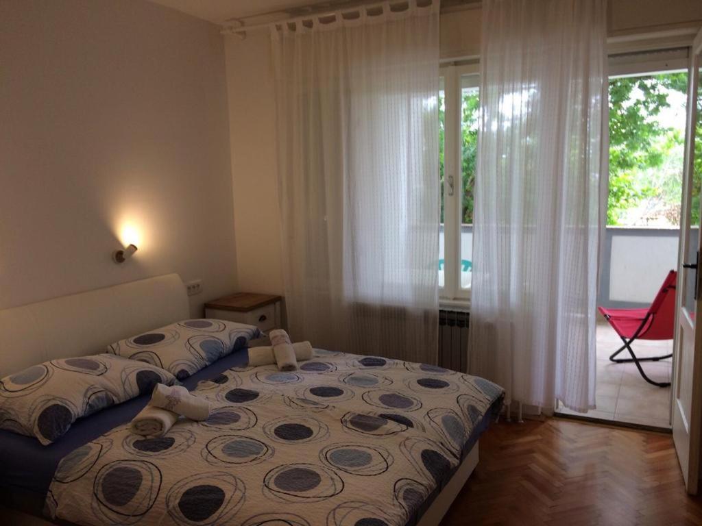 Apartman I Sobe Marijana ราบ ภายนอก รูปภาพ