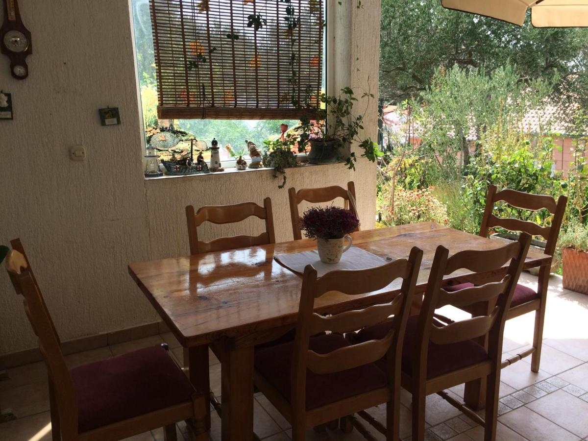 Apartman I Sobe Marijana ราบ ภายนอก รูปภาพ